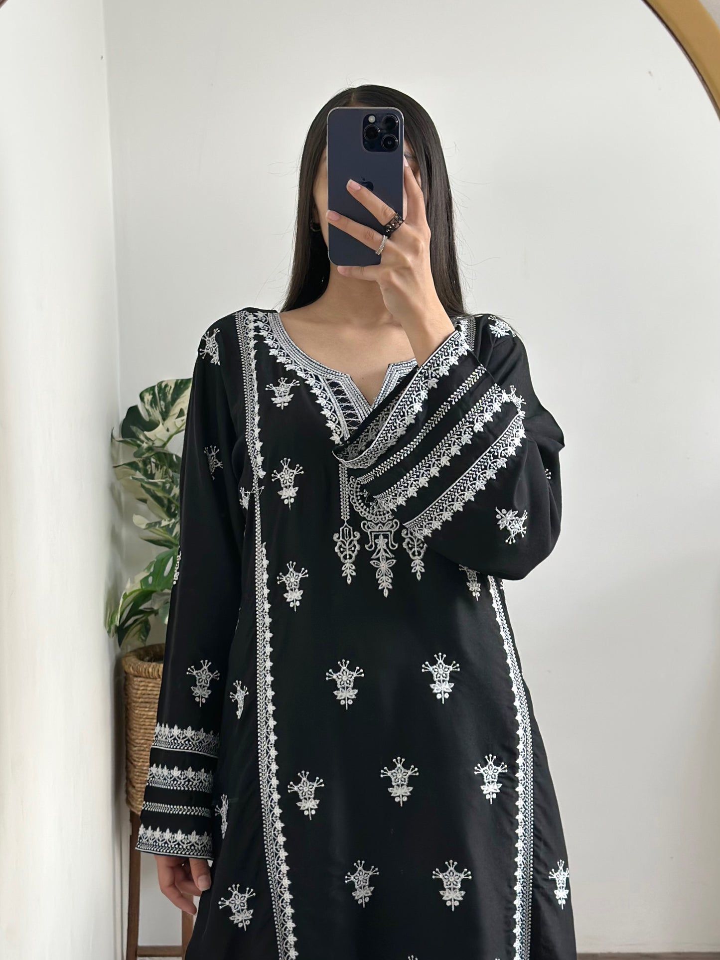 Belizzi Embroidered Co Ords (Arabic Lawn)