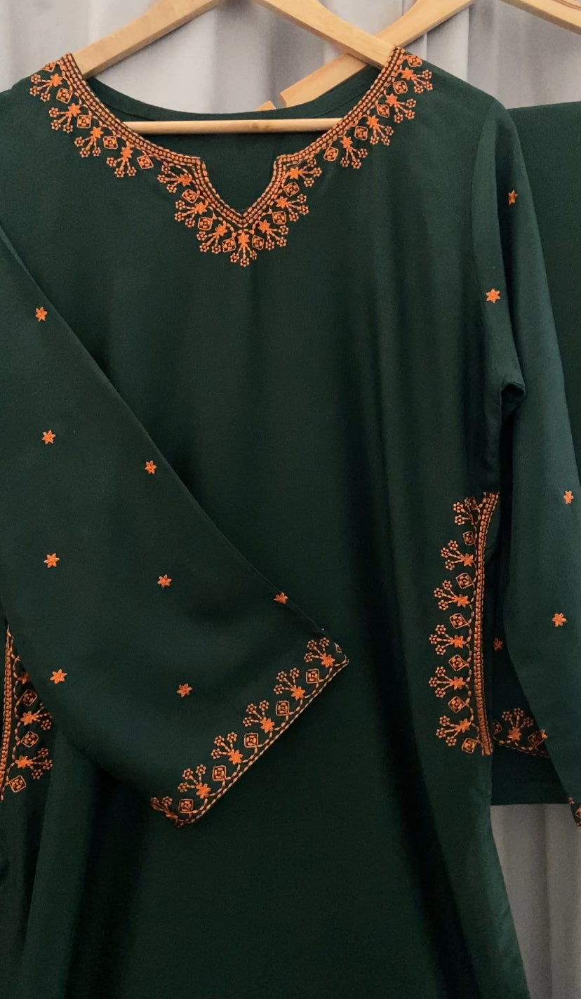Aleen Pocket Embroidered 2 pc (Arabic Lawn)