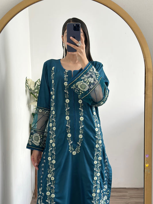 2 pc Sehar Embroidered Co Ords